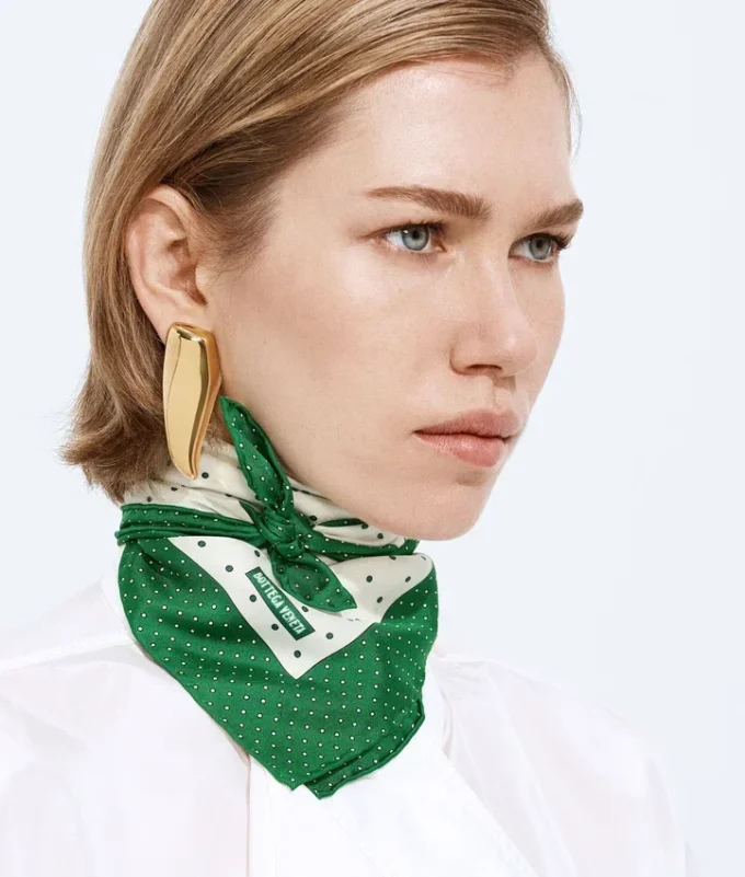 Seidentwill-Foulard Seidentwill-Foulard