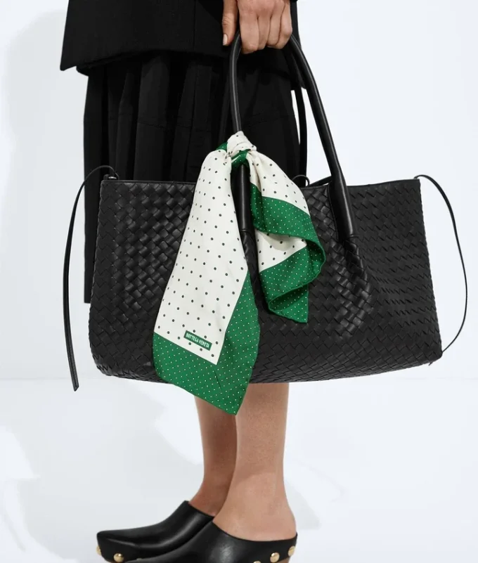 Seidentwill-Foulard Seidentwill-Foulard