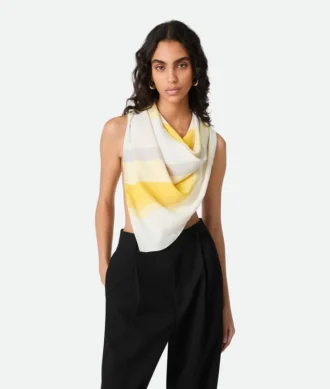 Seidentwill-Foulard mit Streifen