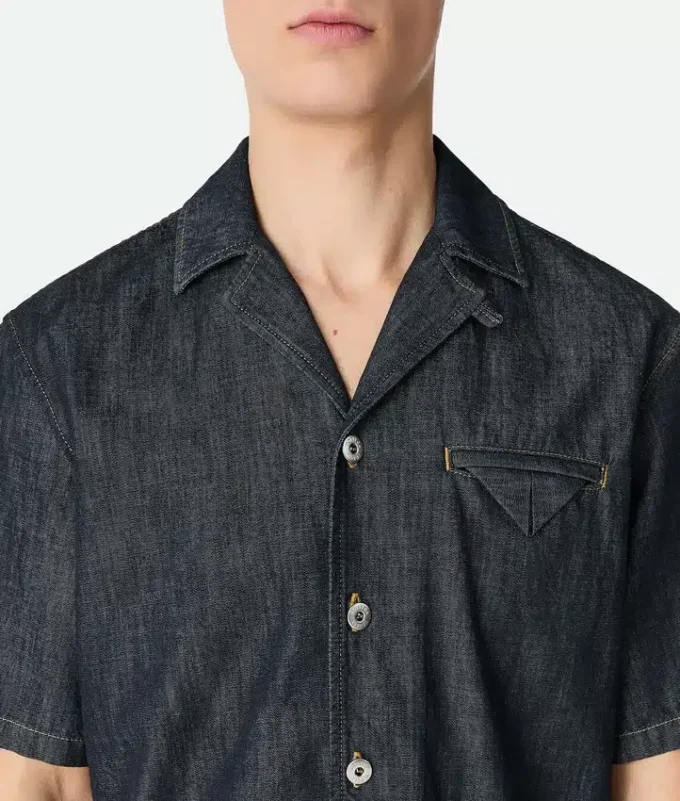 Straight-Fit-Jeanshemd aus gewaschenem Indigo Straight-Fit-Jeanshemd aus gewaschenem Indigo