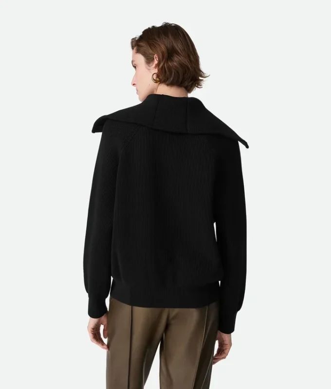 Strickjacke aus Baumwollripp Strickjacke aus Baumwollripp