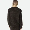 Strickjacke aus Wolle mit englischem Rippenmuster Strickjacke aus Wolle mit englischem Rippenmuster