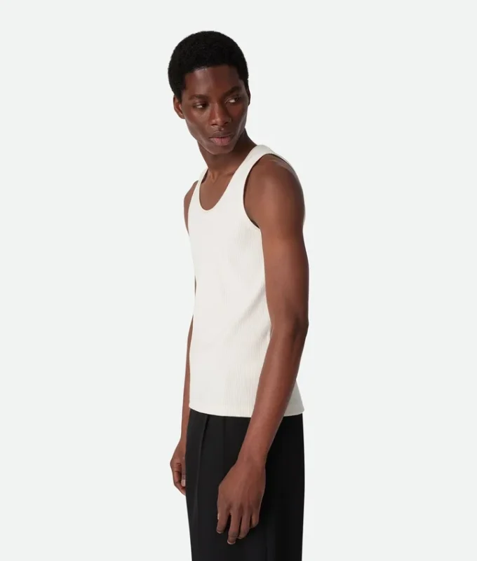 Tanktop aus kompaktem Baumwoll-Rippstrick Tanktop aus kompaktem Baumwoll-Rippstrick