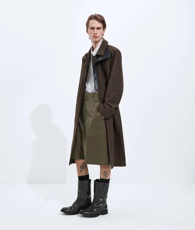 Trenchcoat aus Seide und Nylon Trenchcoat aus Seide und Nylon