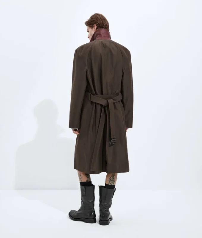 Trenchcoat aus Seide und Nylon Trenchcoat aus Seide und Nylon