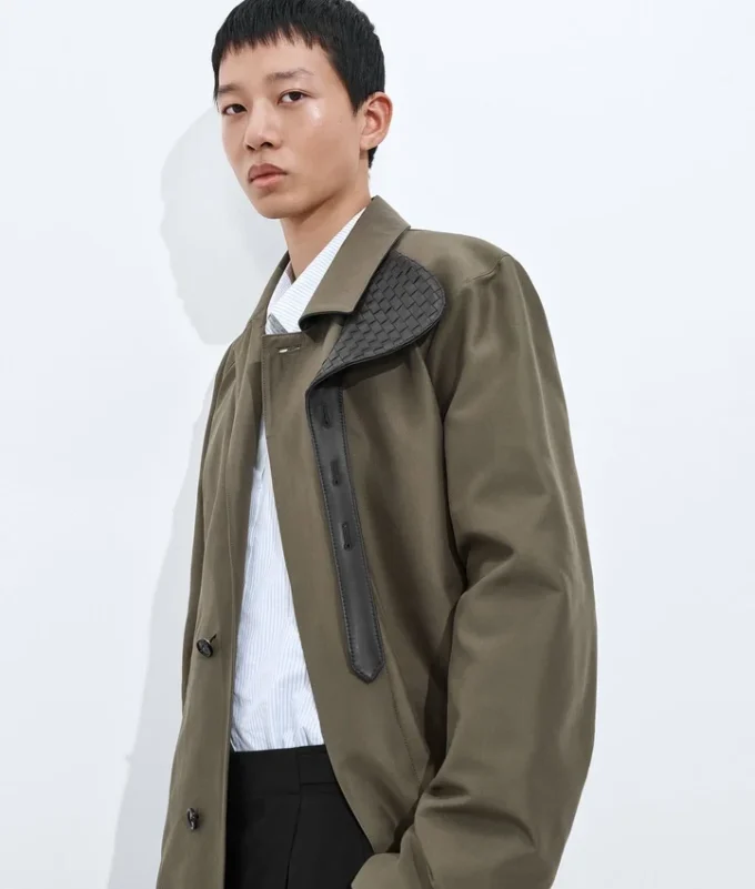 Trenchcoat aus Seide und Nylon Trenchcoat aus Seide und Nylon