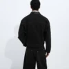 Verwaschene schwarze Jeansjacke Verwaschene schwarze Jeansjacke