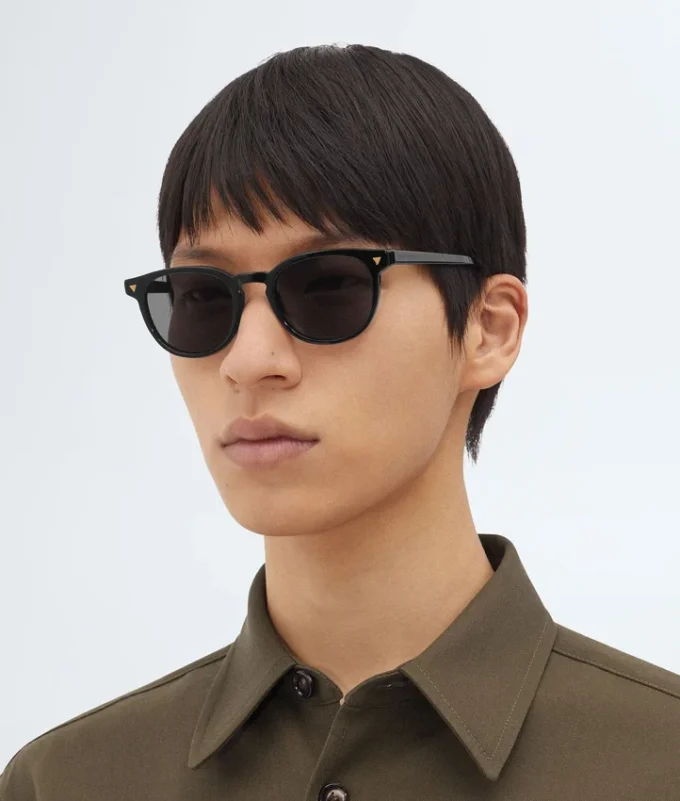 Weiche Panthos-Sonnenbrille aus recyceltem Acetat Weiche Panthos-Sonnenbrille aus recyceltem Acetat