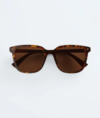 Weiche Sonnenbrille aus recyceltem Acetat in quadratischer Form
