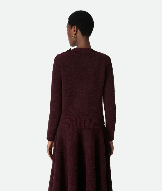 Woll-Bouclé-Pullover Woll-Bouclé-Pullover