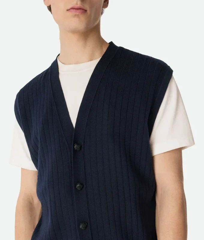Woll-Strickjacke Woll-Strickjacke